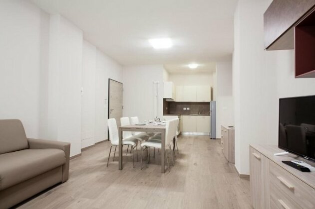 Astoria Suite Apartments - Photo4