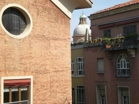 B&B Bologna Old Town - Photo2