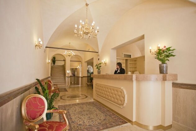 Hotel Cavour Bologna - Photo4