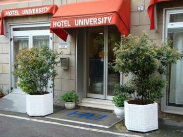 Hotel University