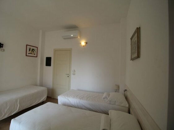 La Camera Bologna-Stazione Affittaly Rooms - Photo4