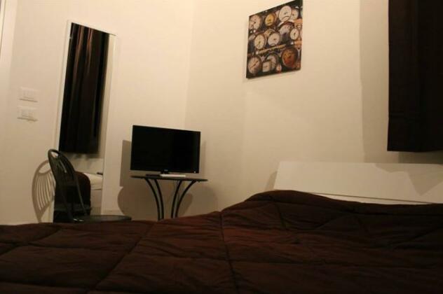 My Room Suite Center Bologna City Centre - Photo3