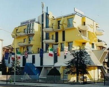 Hotel Leonardo