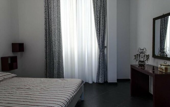 Maria Vittoria Charming Rooms and Apartments - Photo4