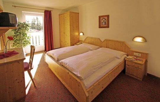 Hotel Aurora Brixen - Photo2