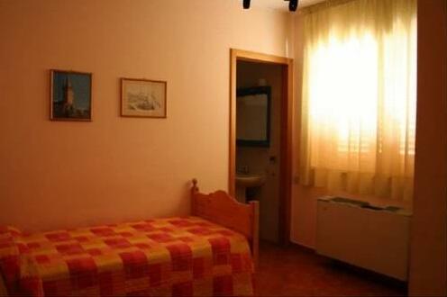 Parco Dell Etna Hotel Bronte - Photo4