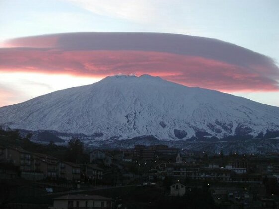 Rebecca's Mount Etna House - Photo5