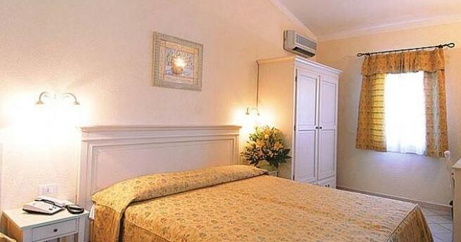 Club Hotel Eurovillage - Photo2