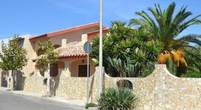 Appartamenti famiglia Pinna - Villa Gioiosa -