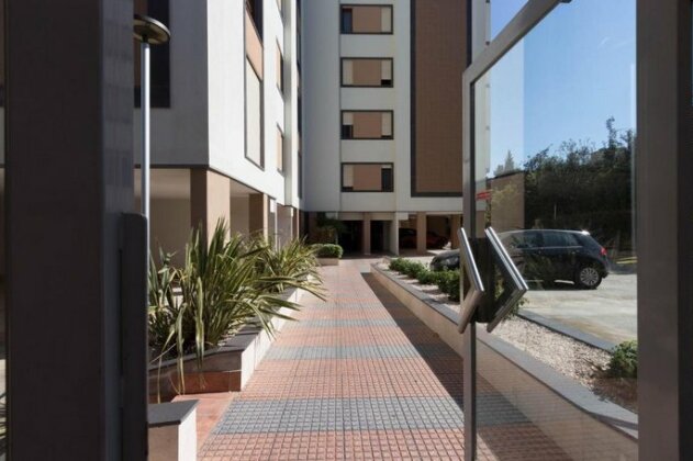 5th Floor - Appartamento In Area Residenziale Vicino Presidi Ospedalier - Photo3