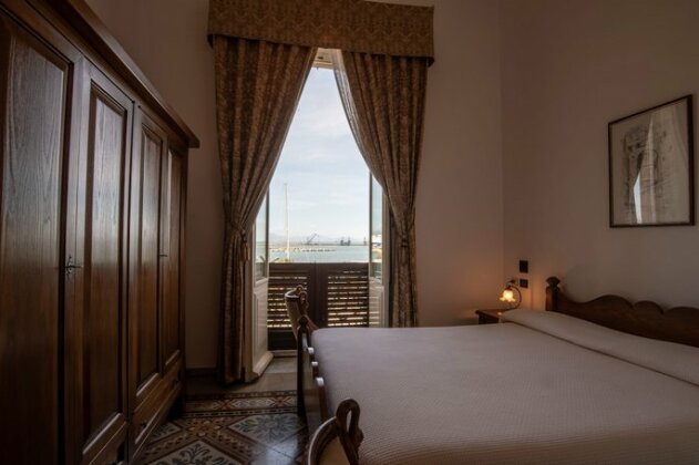 Hotel AeR BJ Vittoria - Photo2
