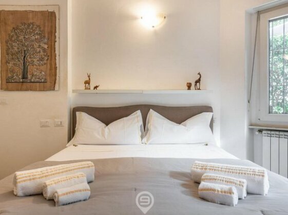 Suite Merello 87 by Estay