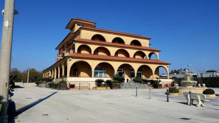 Hotel Ristorante Re Di Cuori