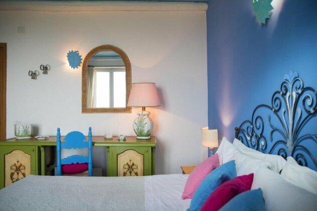 Palmasera Charming Suites - Photo3