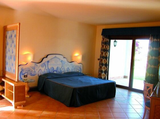 Palmasera Village Resort - Photo5