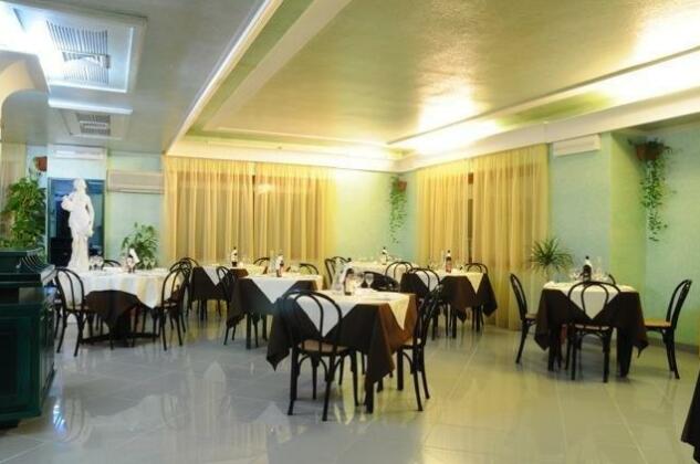 Hotel Quasar Cala Liberotto - Photo5