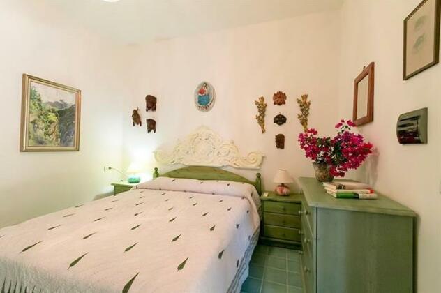 Calasetta Four Seasons - Photo5