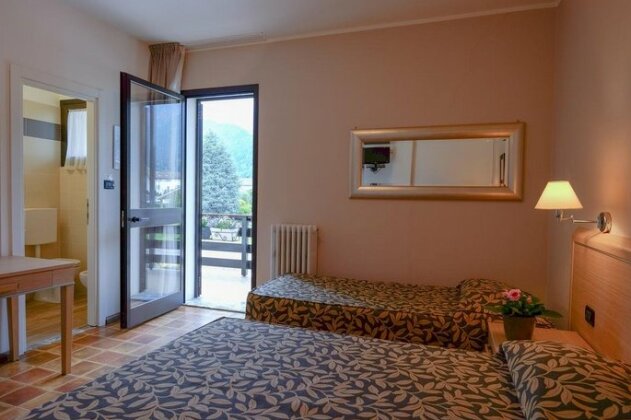 Hotel Monte Cimone - Photo4