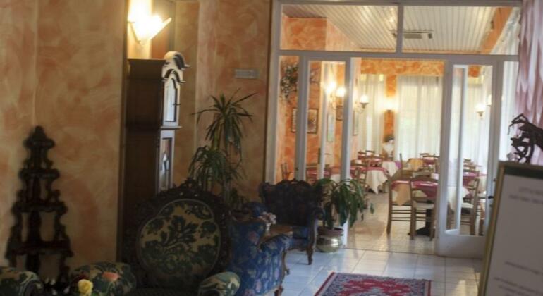 BH Colombo Boschetto Holiday Hotel - Photo3