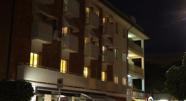 Hotel Firenze Caorle - Photo2
