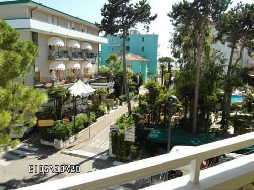 Hotel Janeiro - Photo2