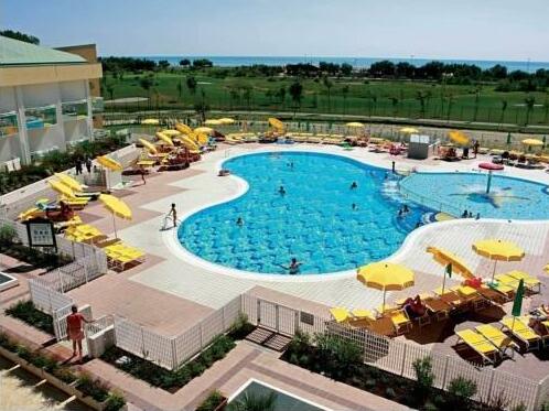 Hotel Maregolf - Photo2