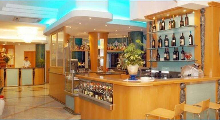 Hotel Montecarlo Caorle - Photo3