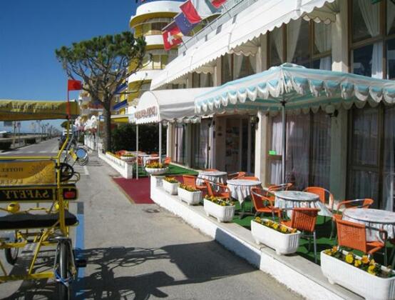 Hotel Sanremo - Photo4