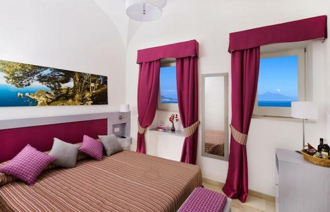 Capri Wine Hotel - Photo4
