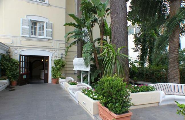 Hotel Residence Villa Igea Capri - Photo2