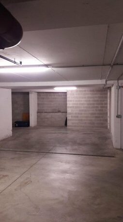 Larius Apartment Parking - Photo4