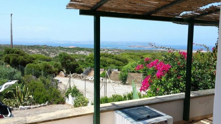 Cala Lunga Holiday Home - Photo4