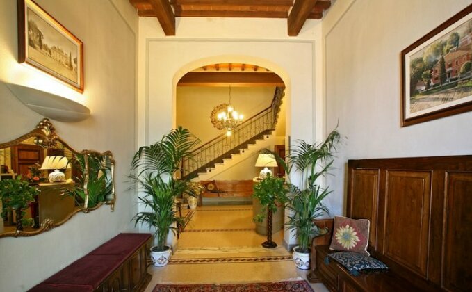 Hotel Villa Maya Cascina - Photo3