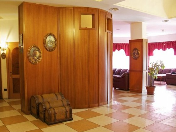 Business Hotel Casoria - Photo4