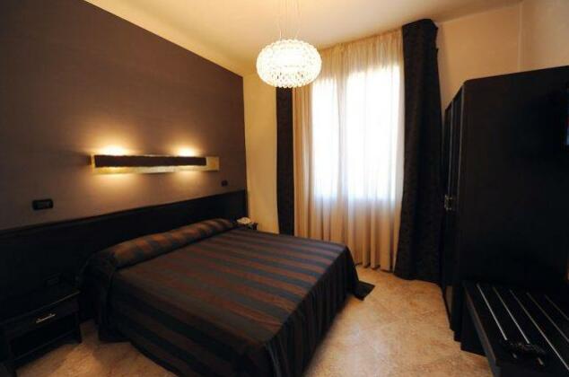 Myres Hotel Residence - Photo4