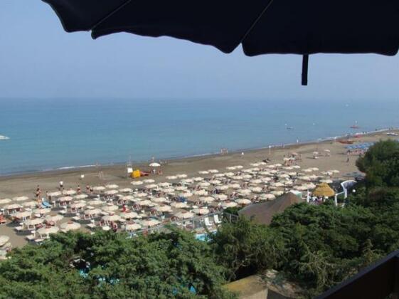 Marina Di Castagneto - Photo5