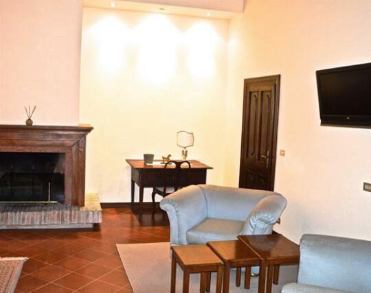 Villa Griffoni Executive Suites - Photo2