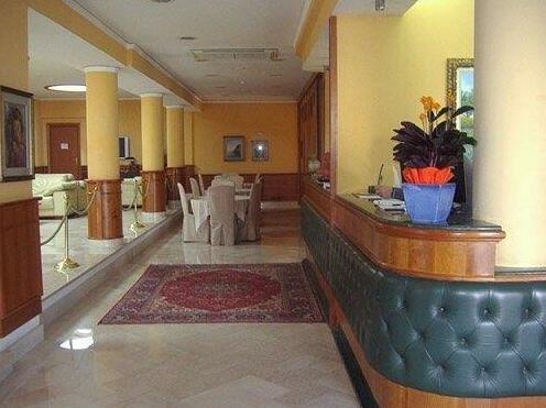 Hotel Villa Serena - Photo3