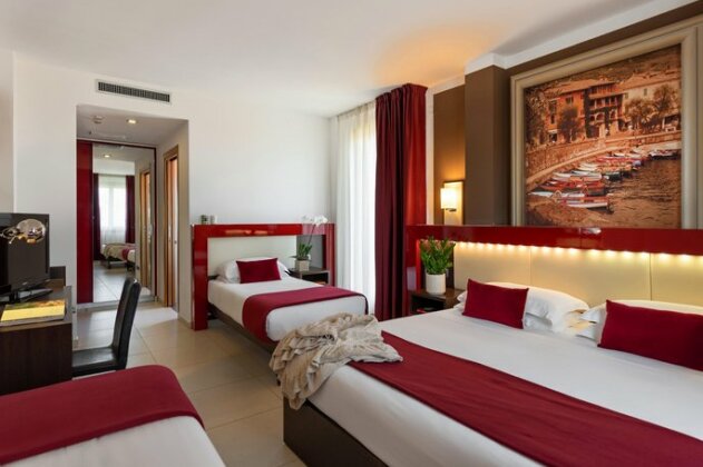 Kairos Garda Hotel - Photo3