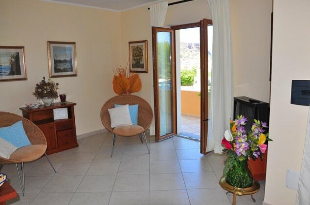 Spighia - Photo3