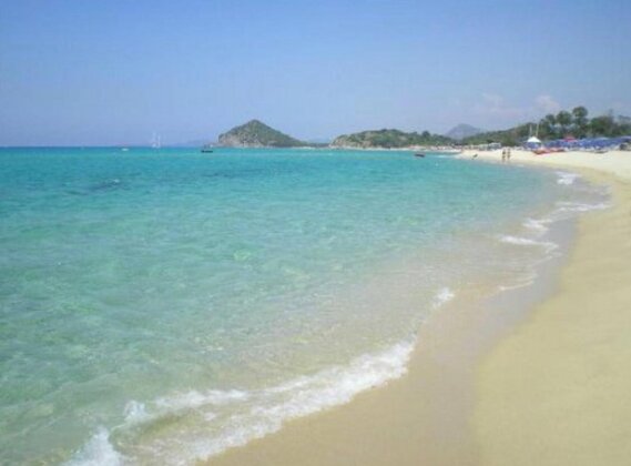 CALA SINZIAS 150 mt dalla splendida spiaggia - Photo2