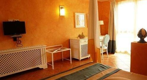 Hotel Club Santagiusta - Photo4