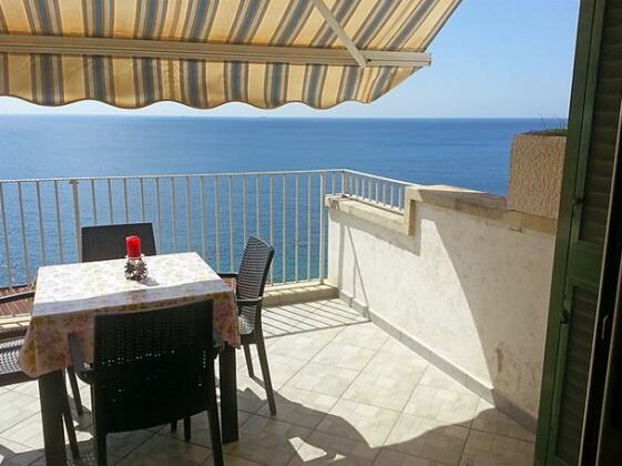 Interhome - Sun & sea terrace - Photo5