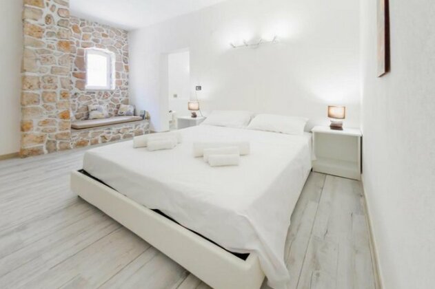 Lamanna's Hotel - Photo2