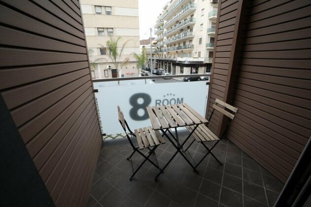 8room Hotel - Photo2