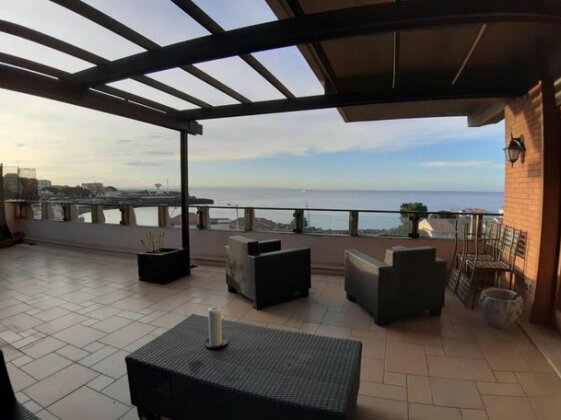 Luxury Licuti Apartment - Photo3
