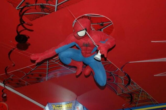 Spider-man house - Photo5