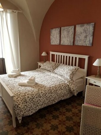 Up To 3 Charming Flat In Catania Apartments - Photo4