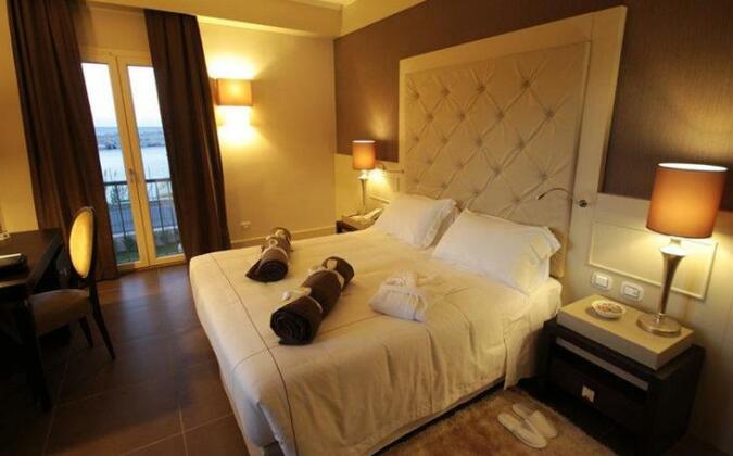 Best Western Plus Hotel Perla Del Porto - Photo2