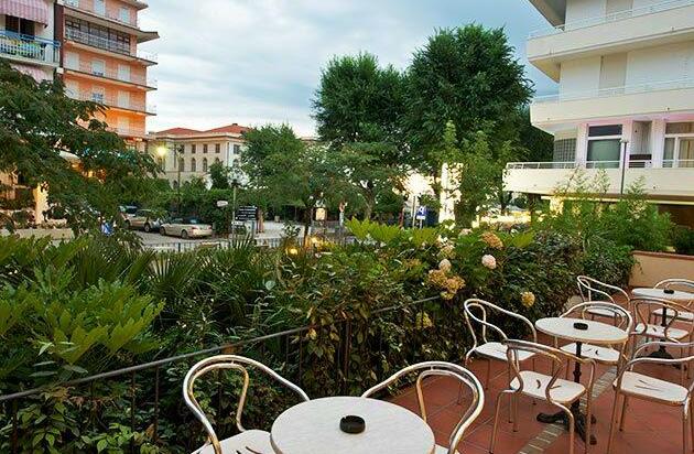 Hotel Plaza Cattolica - Photo2